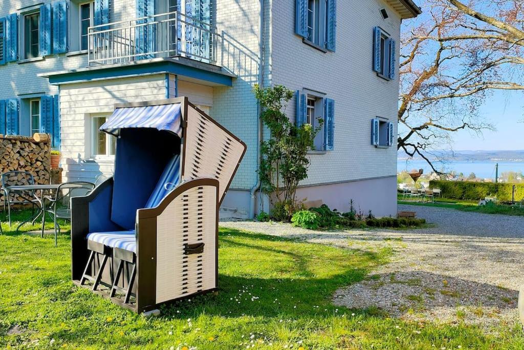 Seesicht Und Charmante Wohnung Bei Hanni Und Ueli Bottighofen Exterior foto